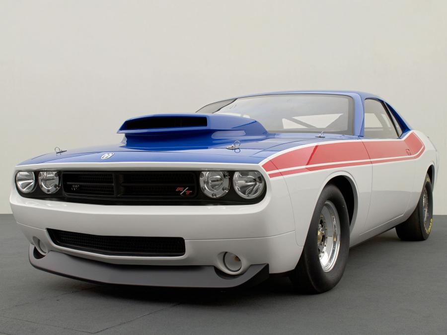  Dodge Challenger Super Stock Concept 2006 года  (фото 12 из 12)